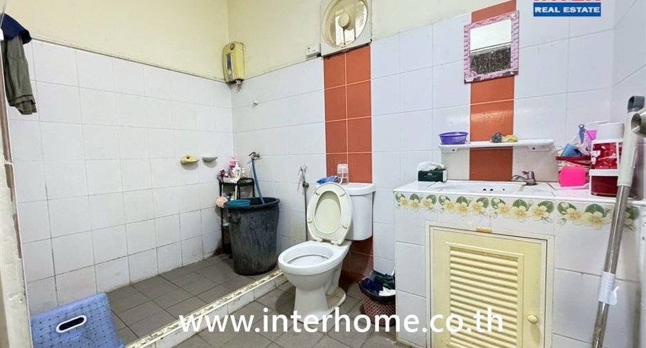 Reihenhaus zum Kauf mit 3 Zimmer in Bang Yai, Nonthaburi