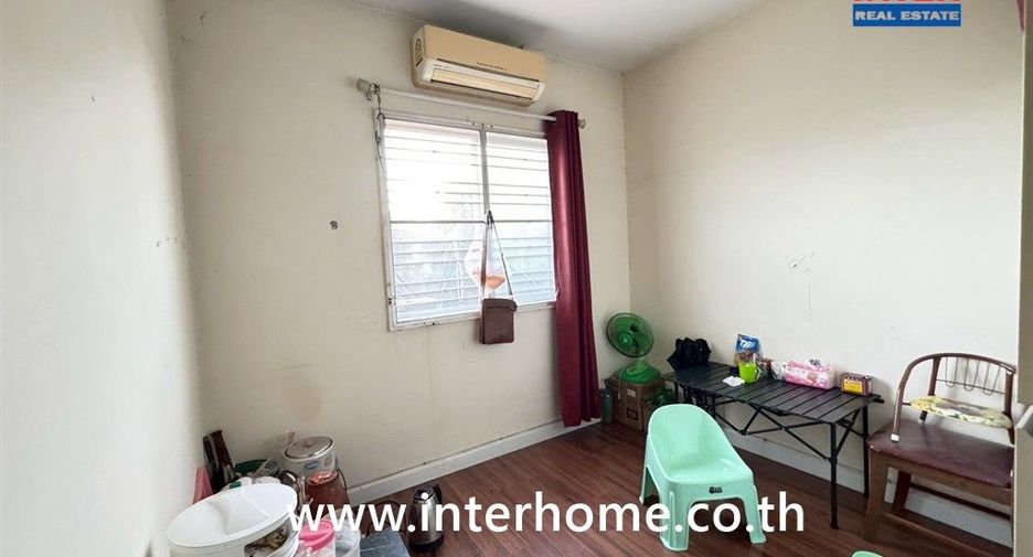 Reihenhaus zum Kauf mit 3 Zimmer in Bang Yai, Nonthaburi