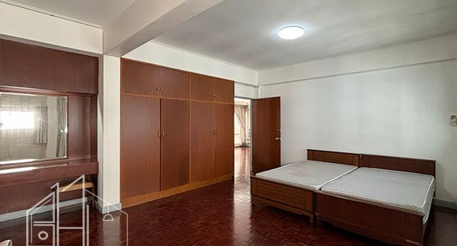 For rent 3 ベッドルーム condo in Watthana, Bangkok