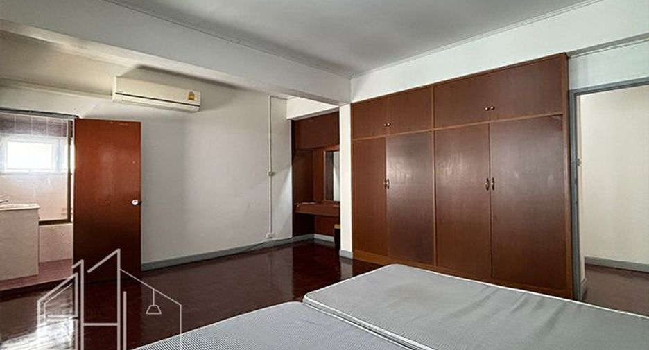 For rent 3 ベッドルーム condo in Watthana, Bangkok