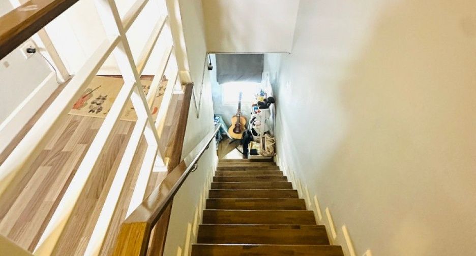 For sale 2 bedrooms townhouse in Bang Khae, Bangkok