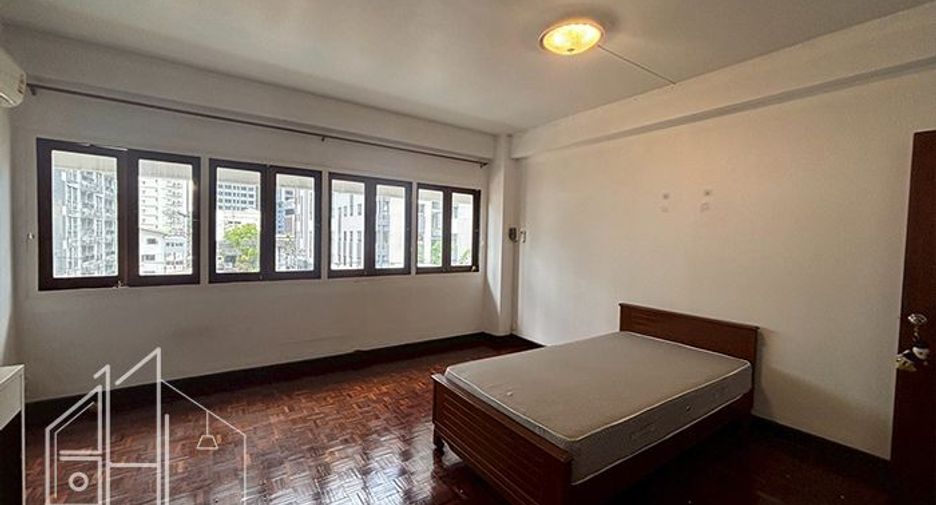 For rent 2 ベッドルーム apartment in Watthana, Bangkok