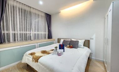 Wohnung zur Miete mit 1 Zimmer in Huai Khwang, Bangkok