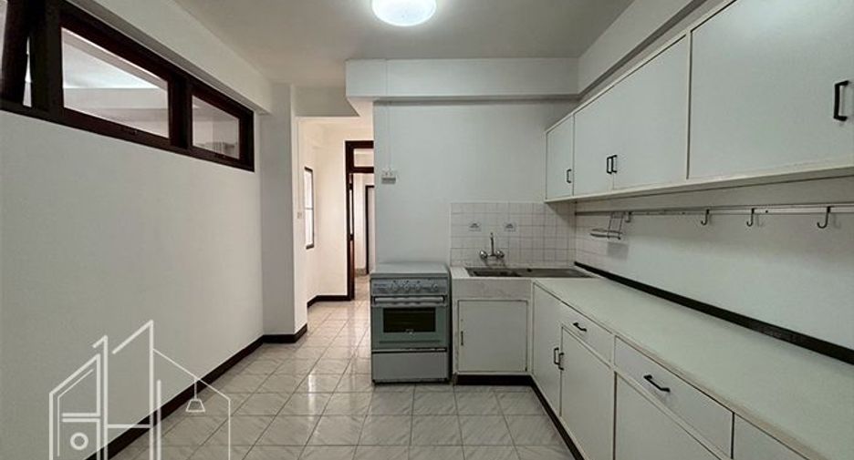 For rent 3 ベッドルーム apartment in Watthana, Bangkok