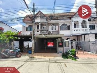 出售 2 卧室 联排别墅 在 Bang Khen, 曼谷
