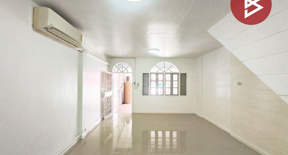 For sale 2 bedrooms townhouse in Bang Khen, Bangkok