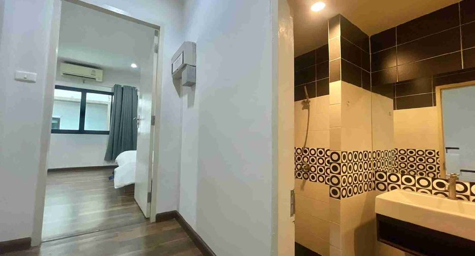 For rent 4 bedrooms house in South Pattaya, Pattaya