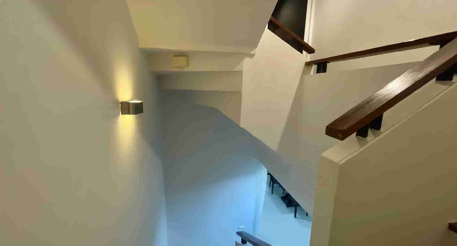 For rent 4 bedrooms house in South Pattaya, Pattaya