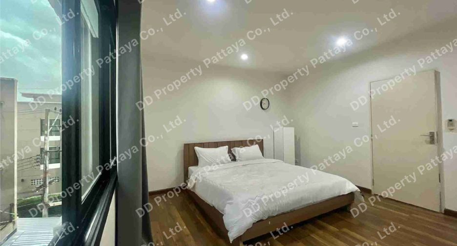 For rent 4 bedrooms house in Bang Lamung, Chonburi