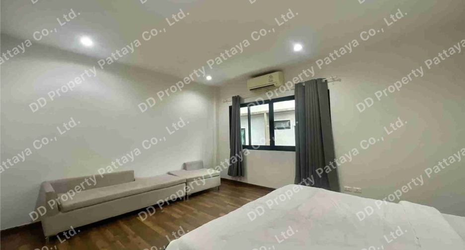 For rent 4 bedrooms house in Bang Lamung, Chonburi