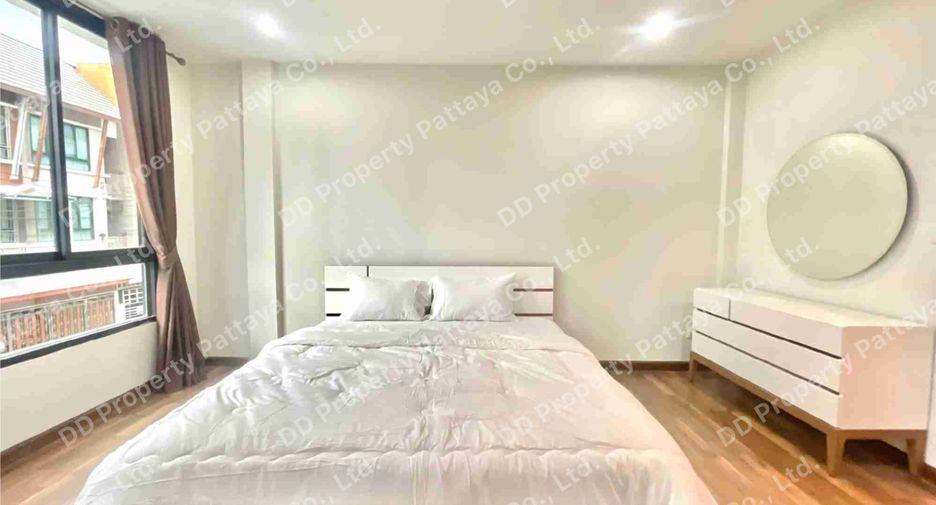 For rent 4 bedrooms house in Bang Lamung, Chonburi