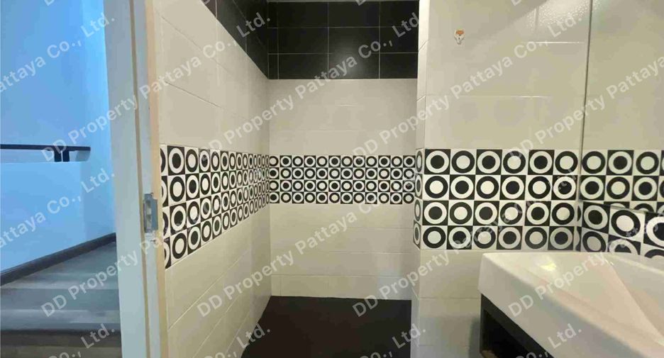 For rent 4 bedrooms house in Bang Lamung, Chonburi