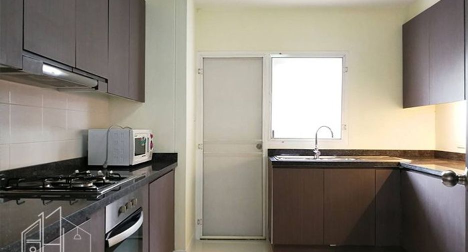 Wohnung zur Miete mit 3 Zimmer in Khlong Toei, Bangkok