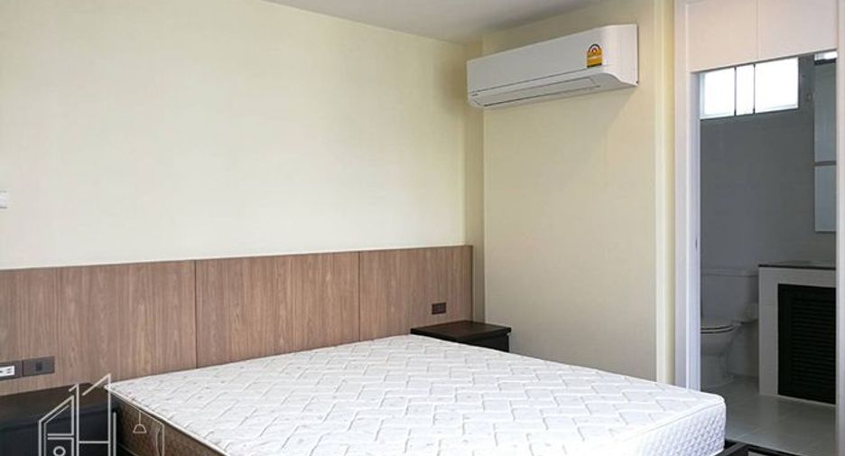 Wohnung zur Miete mit 3 Zimmer in Khlong Toei, Bangkok