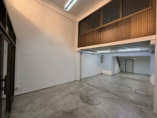 出租 4 卧室 商业空间 在 Yan Nawa, 曼谷