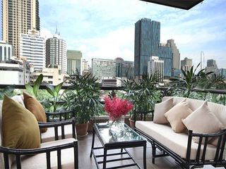 出租 2 卧室 公寓式住宅 在 Khlong Toei, 曼谷