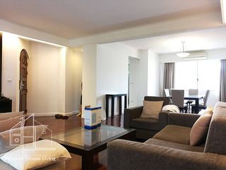 Condo en alquiler de 2 habitaciones en Khlong Toei, Bangkok