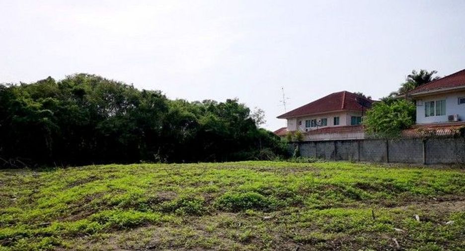 Terreno en alquiler en Taling Chan, Bangkok
