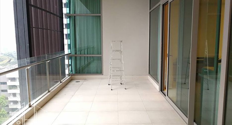 For rent 3 ベッドルーム condo in Watthana, Bangkok