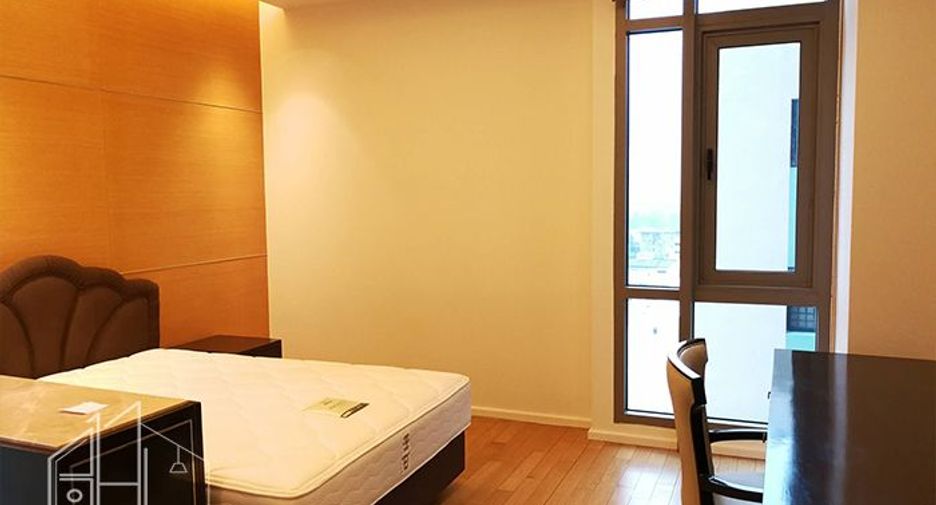 For rent 3 ベッドルーム condo in Watthana, Bangkok