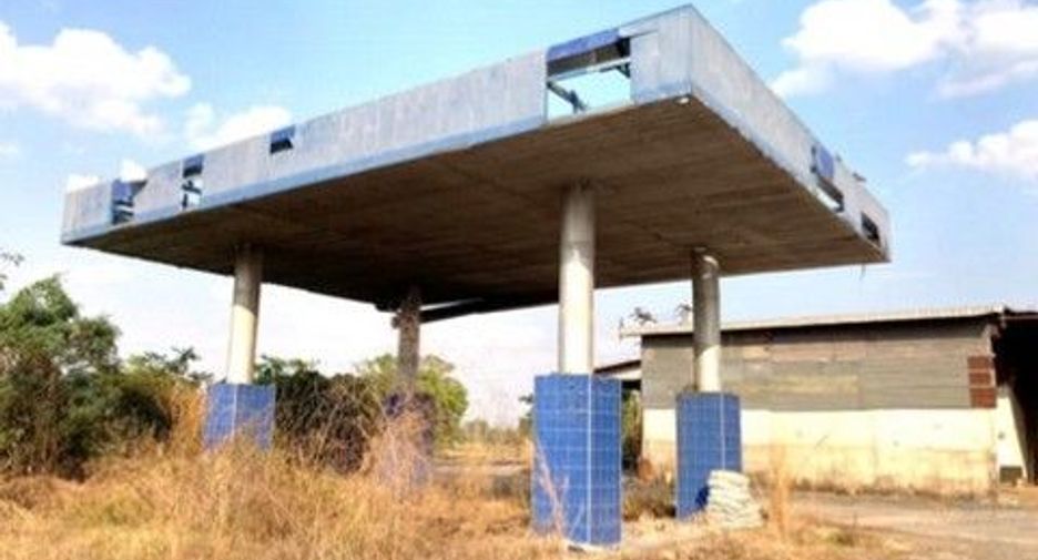 À vendre 1 chambre entrepôt à Sanom, Surin