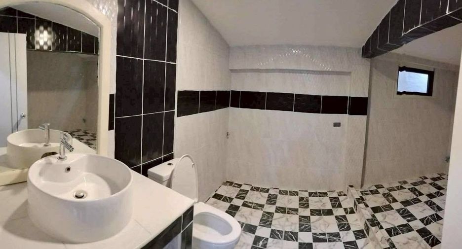For rent 5 bedrooms house in Bang Lamung, Chonburi