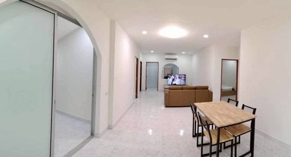 For rent 5 bedrooms house in Bang Lamung, Chonburi