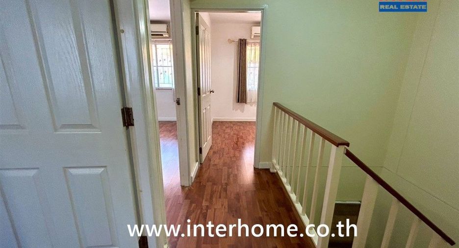 Reihenhaus zum Kauf mit 3 Zimmer in Bang Phli, Samut Prakan