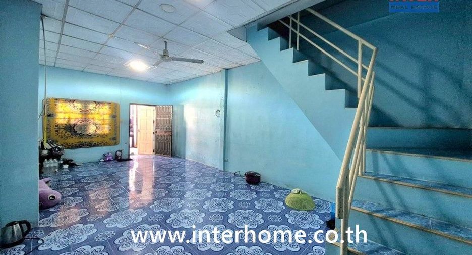 出售 2 卧室 联排别墅 在 Lat Lum Kaeo, Pathum Thani