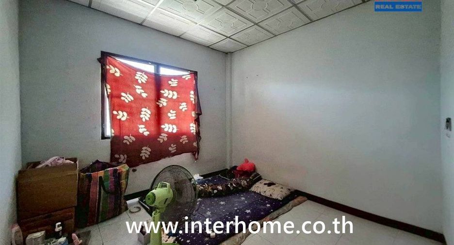 出售 2 卧室 联排别墅 在 Lat Lum Kaeo, Pathum Thani