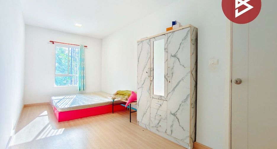 For sale 3 bedrooms townhouse in Phutthamonthon, Nakhon Pathom