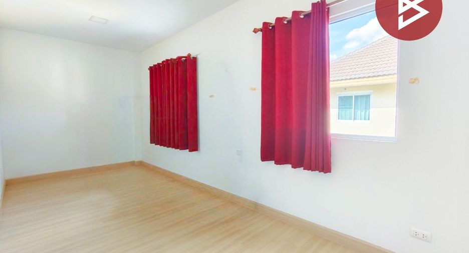 For sale 3 bedrooms townhouse in Phutthamonthon, Nakhon Pathom