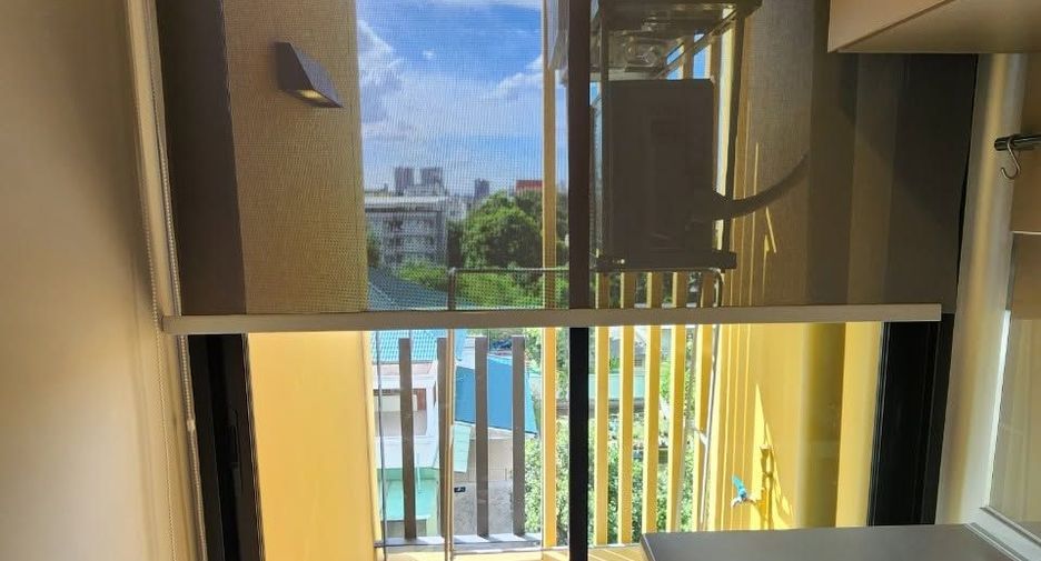 Condo en alquiler de 1 habitaciones en Phra Khanong, Bangkok