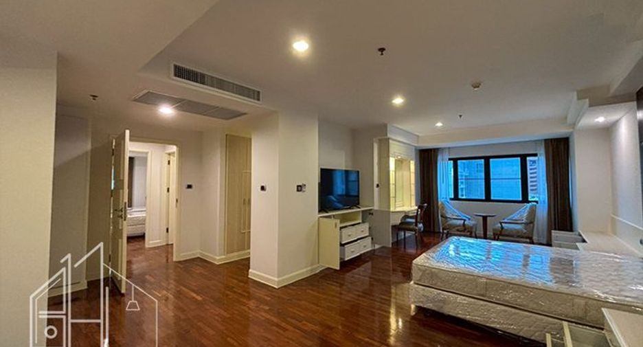 À louer 3 chambres appartement à Khlong Toei, Bangkok