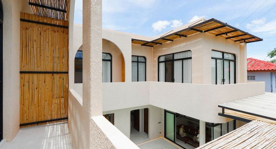 For rent 4 ベッドルーム house in Si Racha, Chonburi