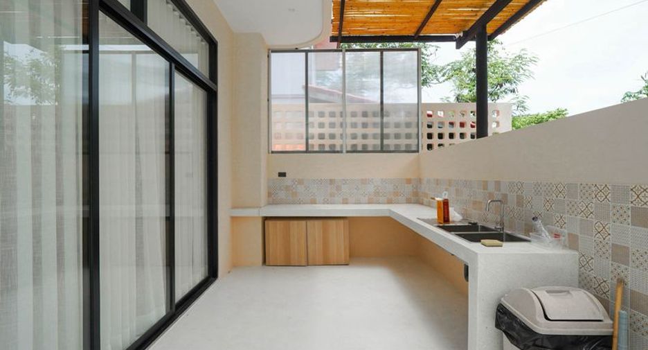 For rent 4 ベッドルーム house in Si Racha, Chonburi