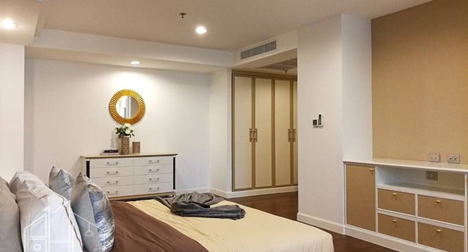 À louer 3 chambres appartement à Khlong Toei, Bangkok