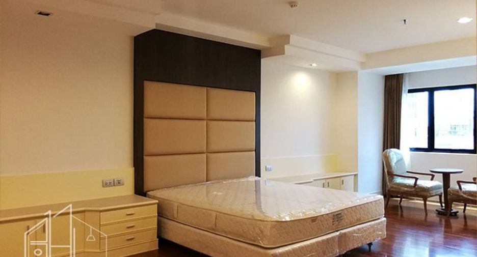 À louer 3 chambres appartement à Khlong Toei, Bangkok