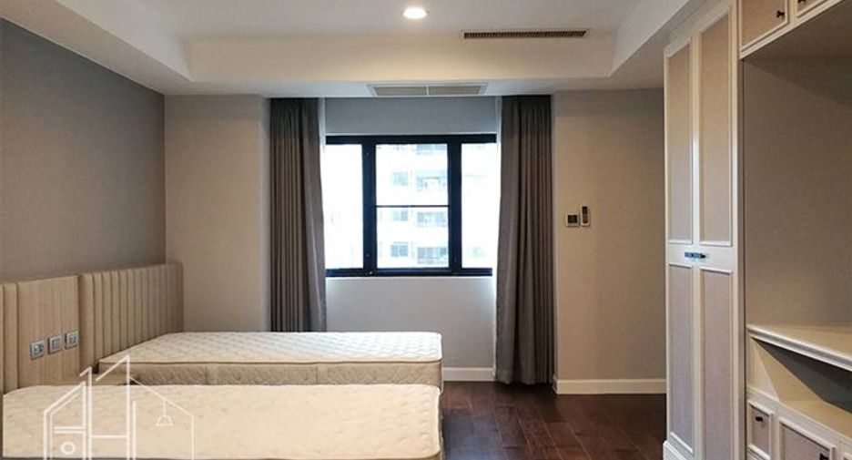 À louer 3 chambres condo à Khlong Toei, Bangkok