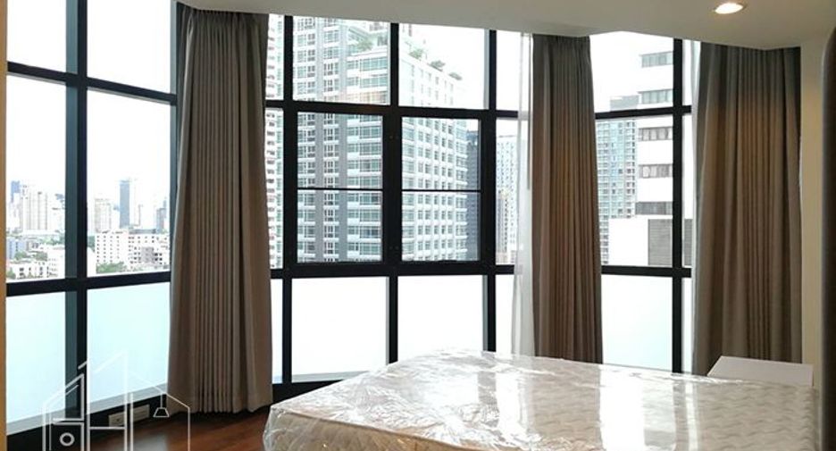 À louer 3 chambres condo à Khlong Toei, Bangkok