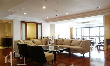 À louer 3 chambres condo à Khlong Toei, Bangkok