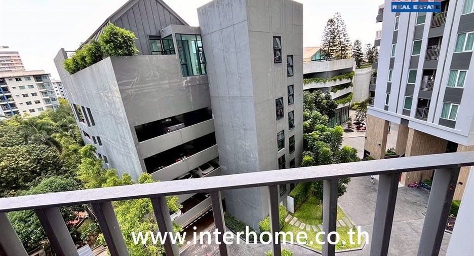 À vendre 1 chambre condo à Huai Khwang, Bangkok