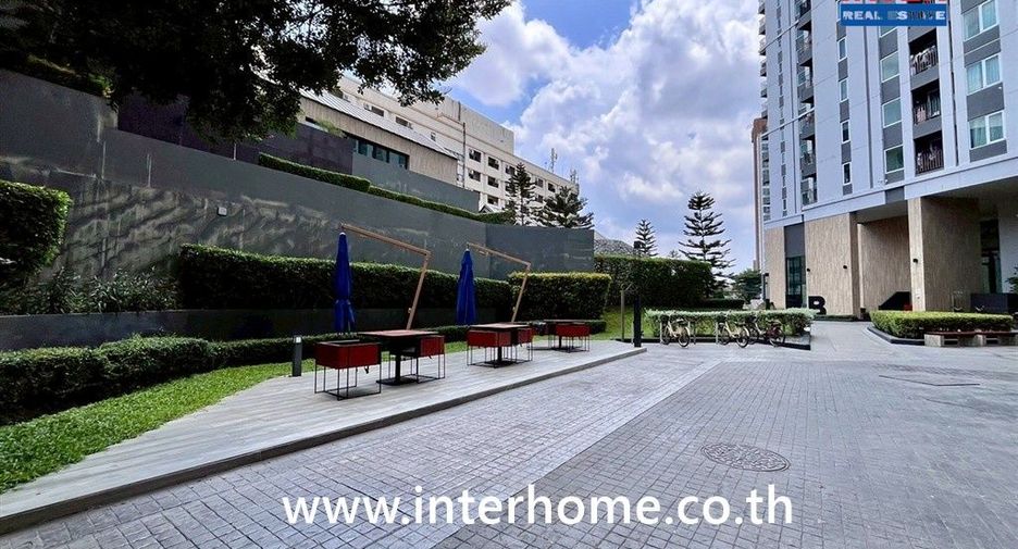 À vendre 1 chambre condo à Huai Khwang, Bangkok