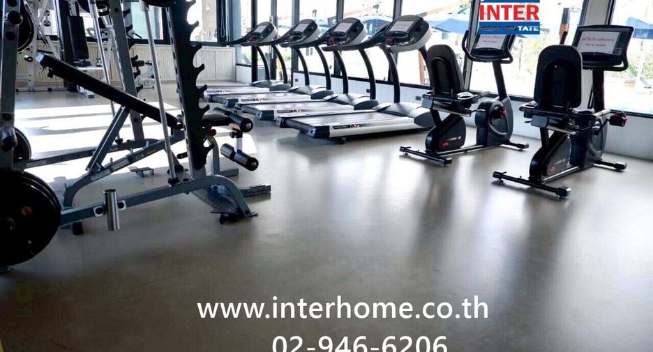 À vendre 1 chambre condo à Huai Khwang, Bangkok