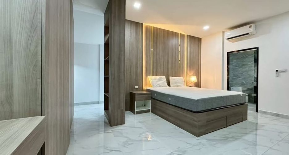 ให้เช่า 4 ห้องนอน วิลล่า ใน พัทยาตะวันออก, พัทยา