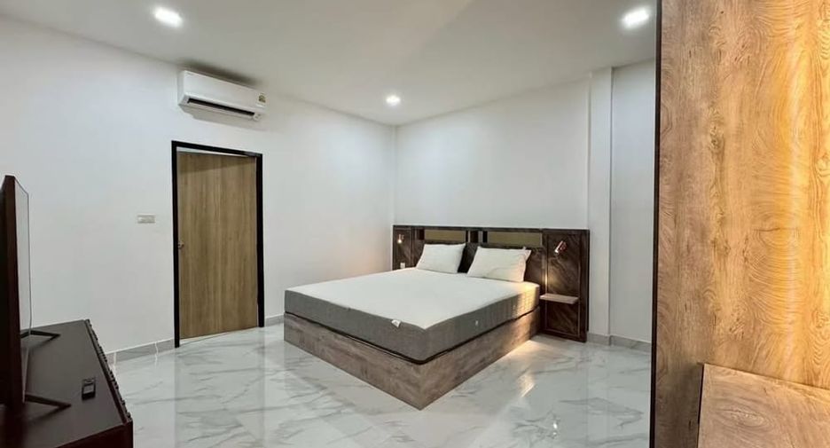 ให้เช่า 4 ห้องนอน วิลล่า ใน พัทยาตะวันออก, พัทยา