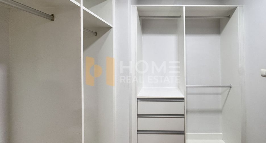 For sale 2 bedrooms condo in Si Racha, Chonburi
