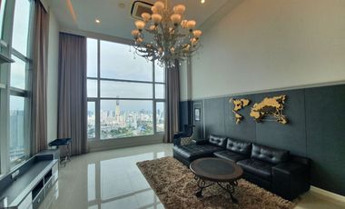 For rent 4 ベッドルーム condo 