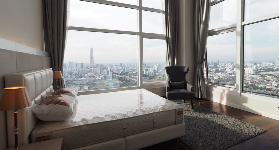 For rent 4 ベッドルーム condo in Watthana, Bangkok