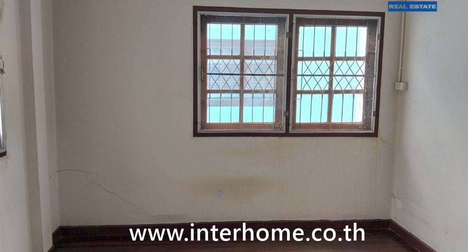 For sale 3 bedrooms house in Don Mueang, Bangkok